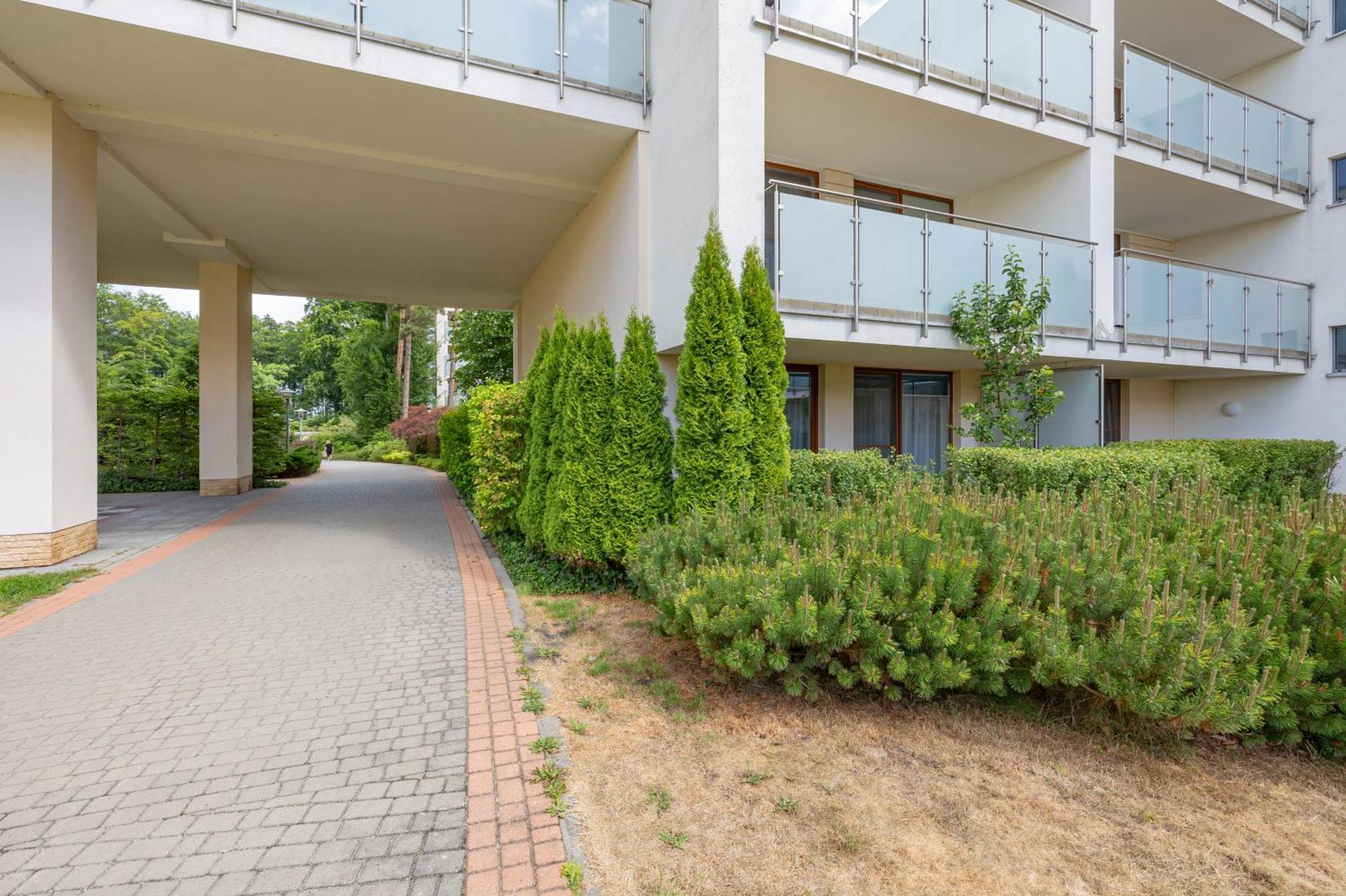 Aquamarina Apartment With Terrace - Close To The Beach - By Renters Miedzyzdroje Εξωτερικό φωτογραφία